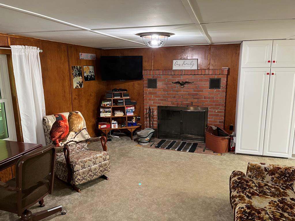 348 Ahrensville Rd, Oil City, Pennsylvania image 11