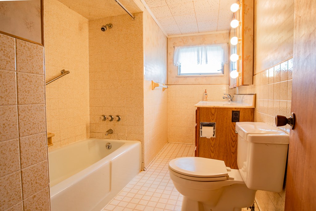 114 N School Street, Shippenville, Pennsylvania image 32