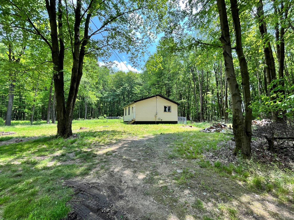 144 Sanford Road, Franklin, Pennsylvania image 3