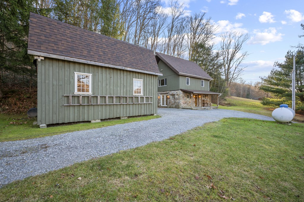 922 Polk Cutoff, Polk, Pennsylvania image 9