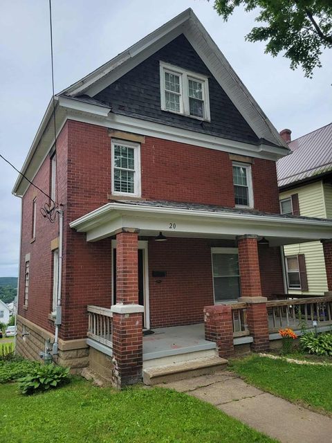 Homes For Sale - 20 E 7th Street<br/> Venango County, Oil City, PA 16301