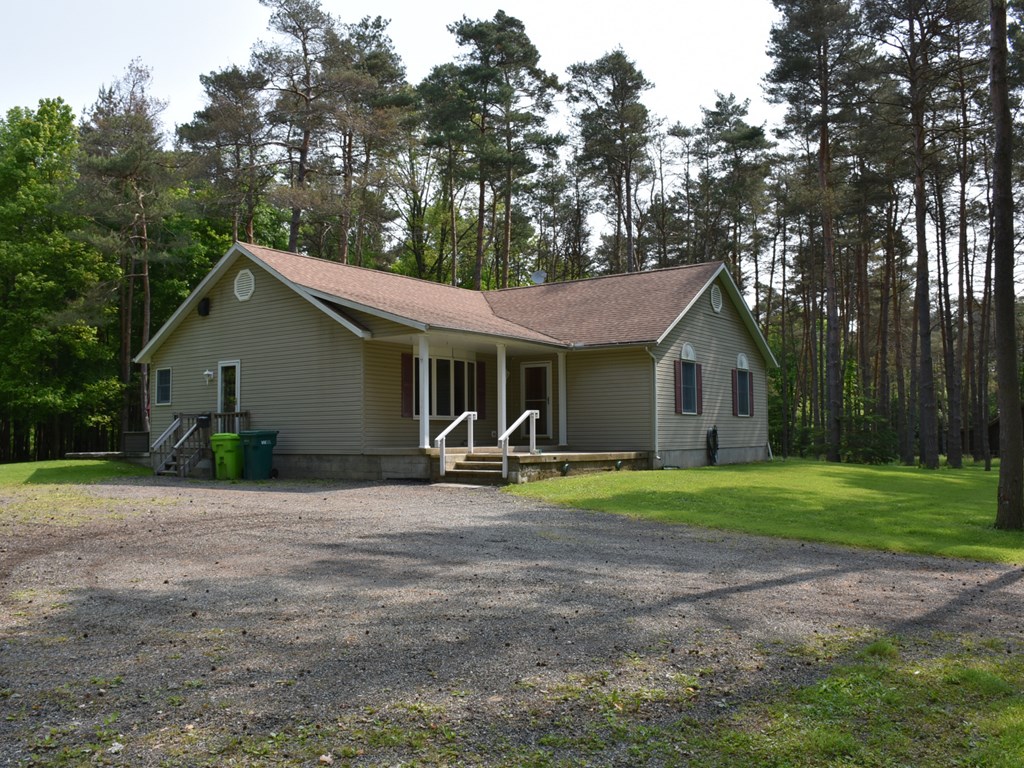 16947 Lynn Road, Saegertown, Pennsylvania image 5