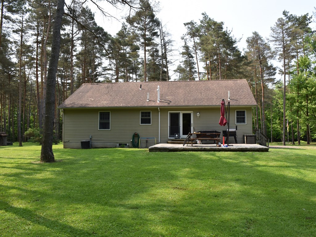 16947 Lynn Road, Saegertown, Pennsylvania image 9