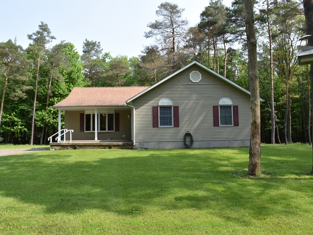 16947 Lynn Road, Saegertown, Pennsylvania image 3