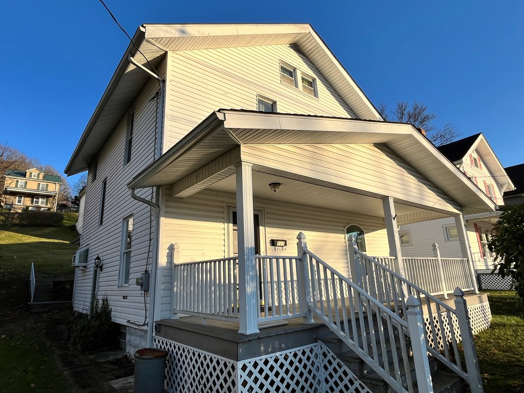 223 Cedar Ave, Oil City, Pennsylvania image 10