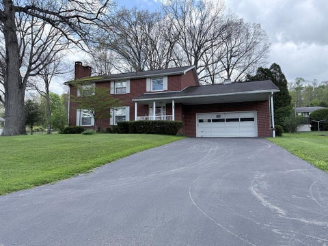 Homes For Sale - 440 Gilfillan Street<br/> Franklin, PA 16323