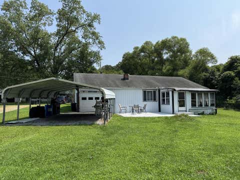 Homes For Sale - 386 Allenbaugh Rd<br/> Franklin, PA 16323