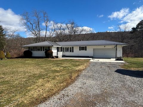 Homes For Sale - 1796 State Route 8<br/> Oil City, PA 16301