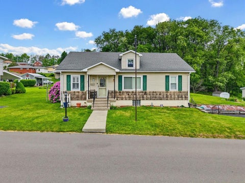 Homes For Sale - 418 Myrtle Ave<br/> Punxsutawney, PA 15767