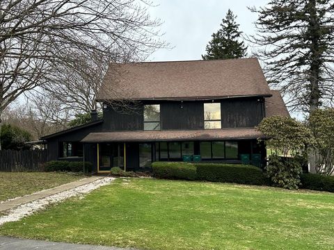 Homes For Sale - 184 Pone Lane<br/> Franklin, PA 16323