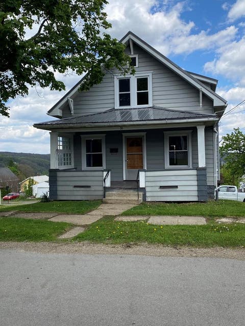 Homes For Sale - 26 E Seventh St<br/> Venango County, Oil City, PA 16301