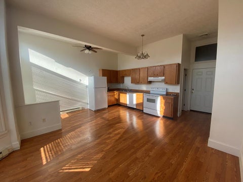 Homes For Rent - 305 13th Street- Apt. G St<br/> Venango County, Franklin, PA 16323