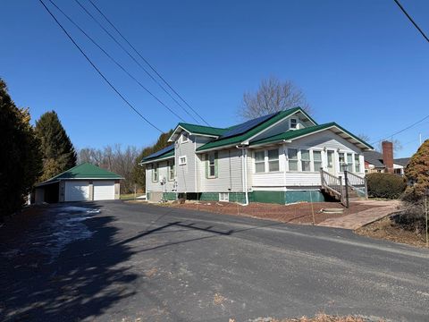 Homes For Sale - 1678 Pittsburgh Rd<br/> Franklin, PA 16323