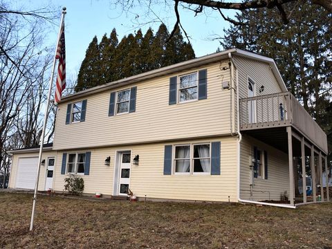Homes For Sale - 11868 Oakmere Place<br/> Conneaut Lake, PA 16316