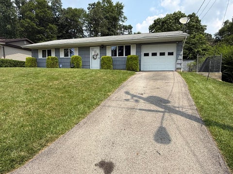 Homes For Sale - 249 Rocca Way<br/> Franklin, PA 16323