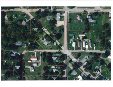 Homes For Sale - 201 Walnut St<br/> Marienville, PA 16239