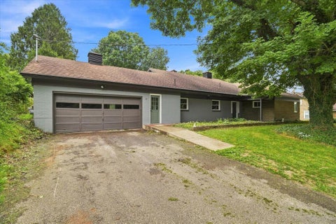 Homes For Sale - 916 Innis St<br/> Oil City, PA 16301