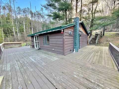 Homes For Sale - 257 Thomas Ln<br/> Tidioute, PA 16351