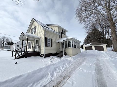 Homes For Sale - 1356 Pittsburgh Road<br/> Venango County, Franklin, PA 16323