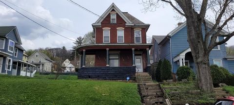 Homes For Sale - 303 Hone Avenue<br/> Oil City, PA 16301