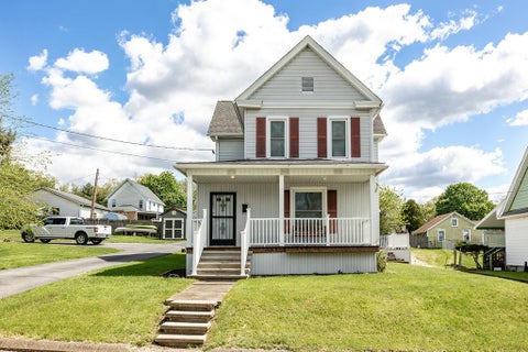 Homes For Sale - 157 Lamberton Street<br/> Franklin, PA 16323