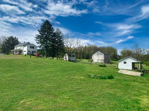 Homes For Sale - 222 Sunny Meadows Ln<br/> Utica, PA 16362