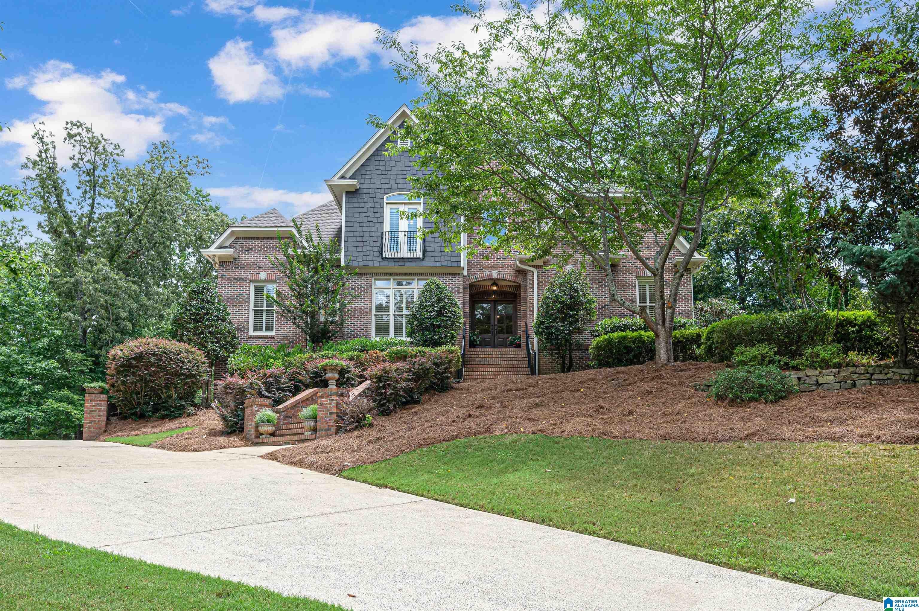 1076 GREYSTONE COVE DRIVE
