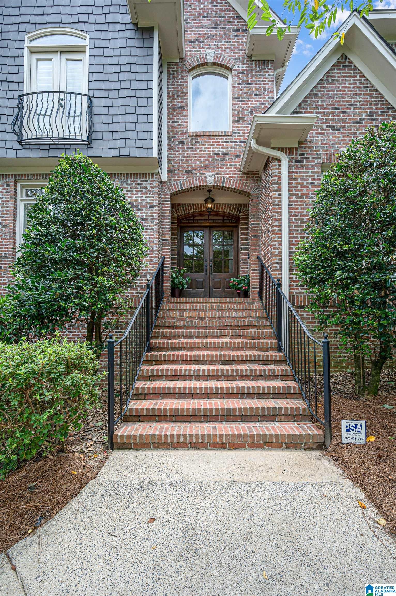 1076 GREYSTONE COVE DRIVE