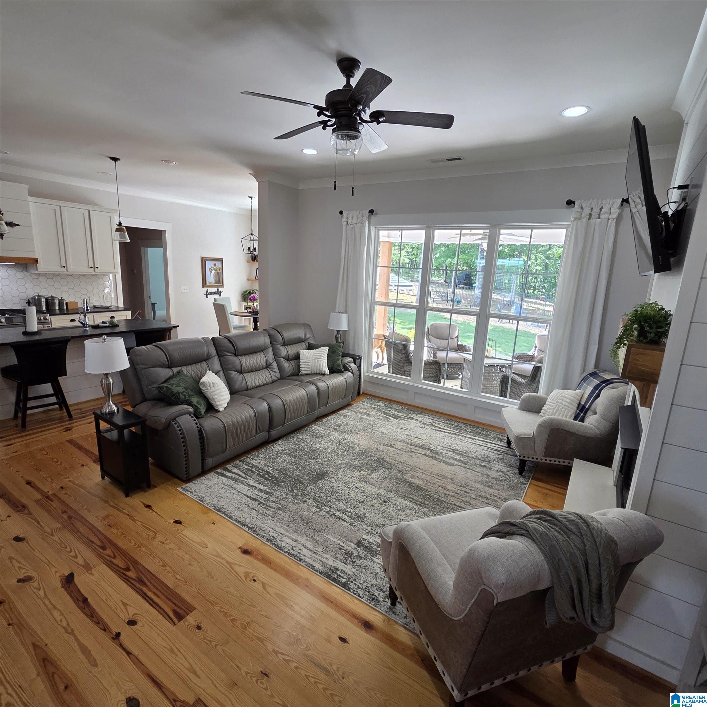 740 LAKEVIEW CREST DRIVE