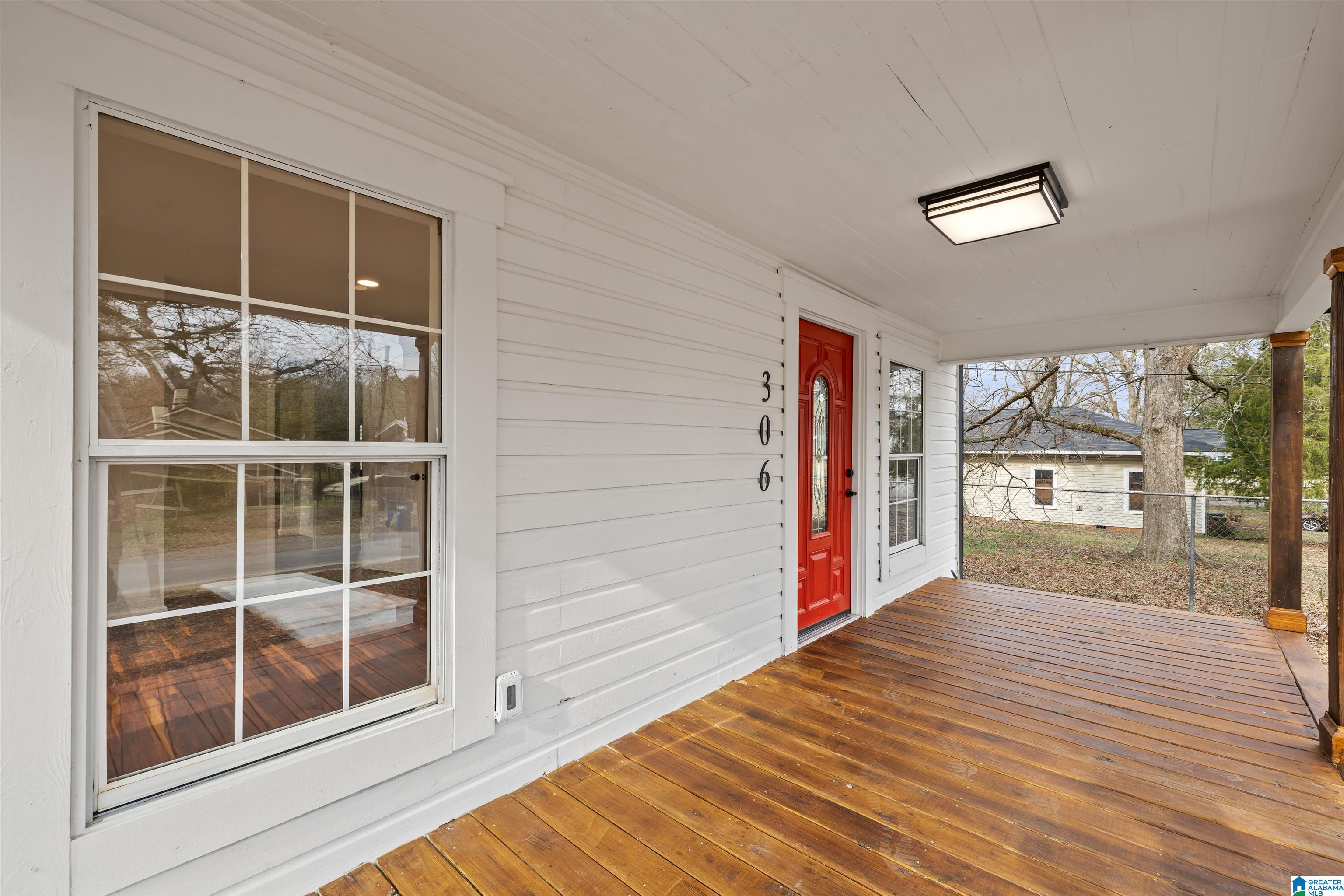 306 W ADAMS AVENUE W