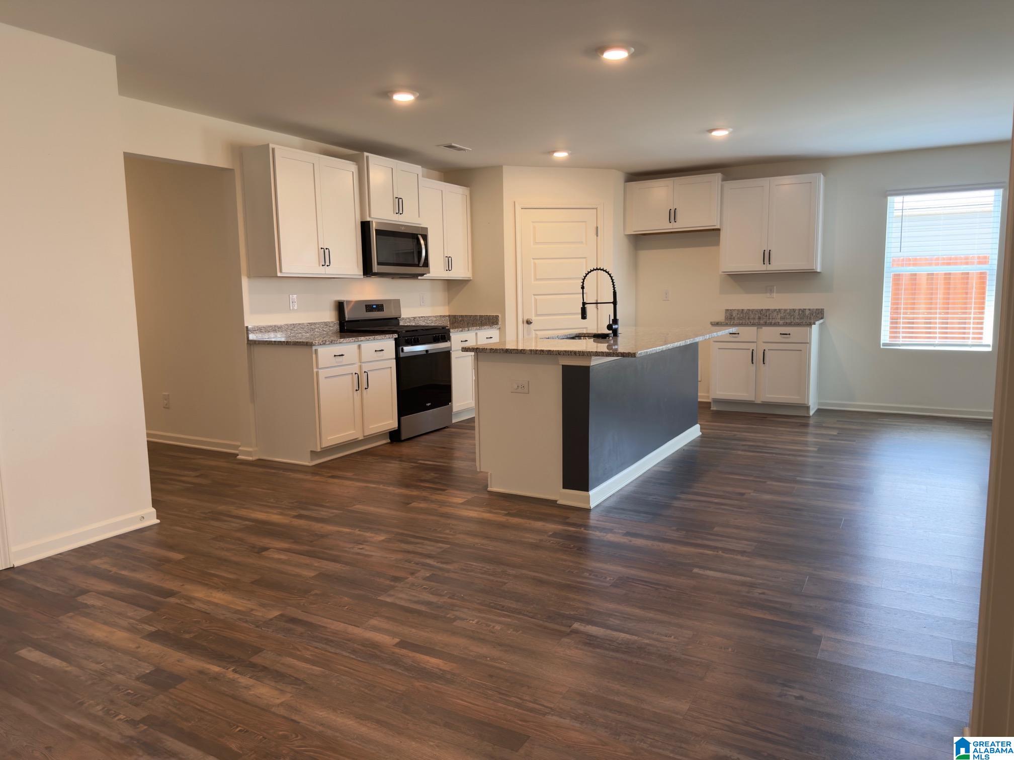 256 ARCHERS BROOK LANE - Photo 4