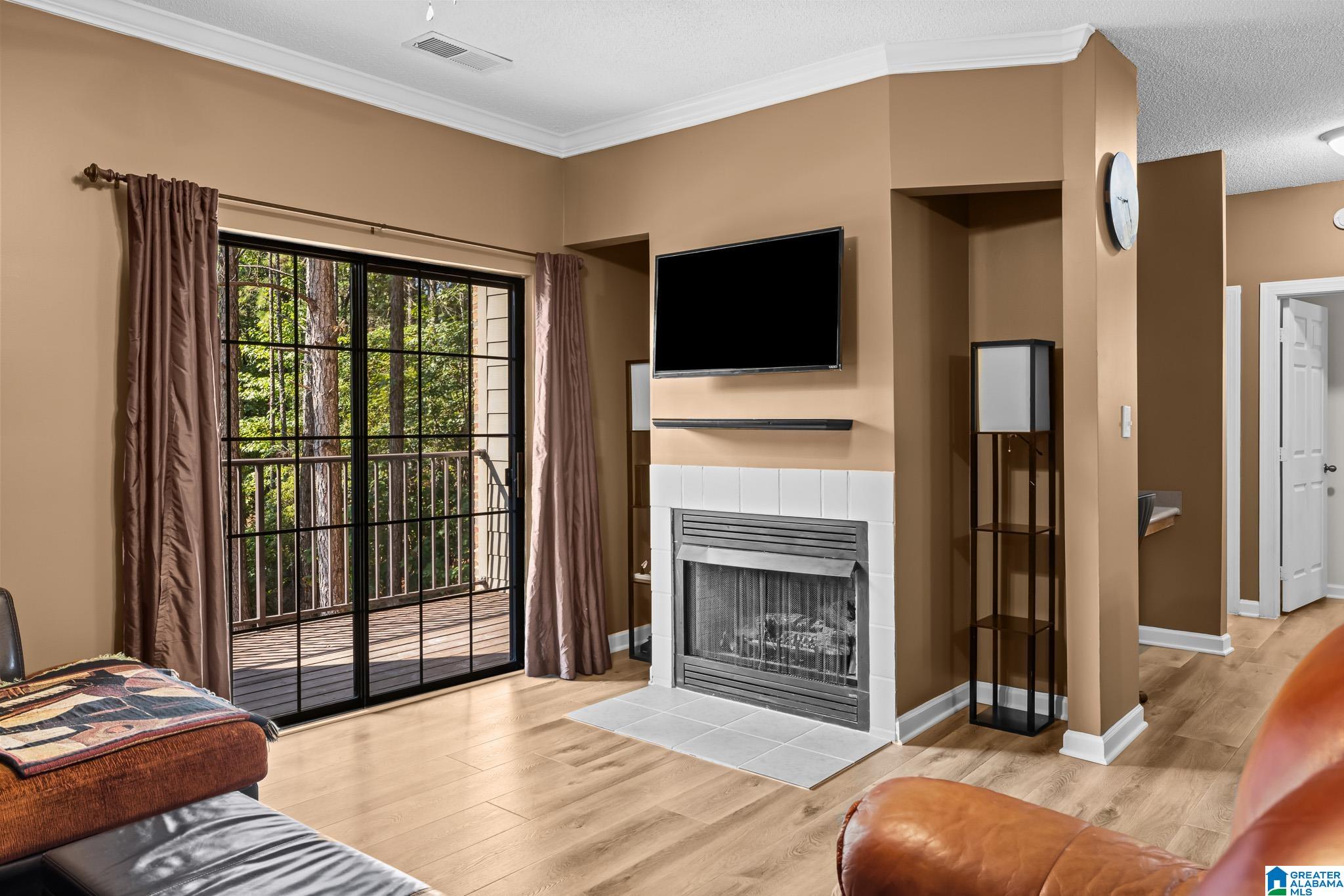 303 STERLING OAKS DRIVE 303