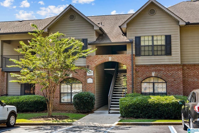 303 STERLING OAKS DRIVE 303
