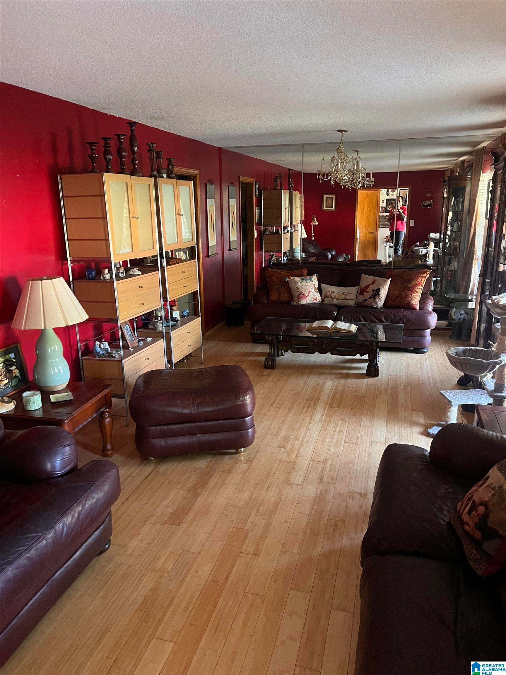 3325 WENTWOOD CIRCLE