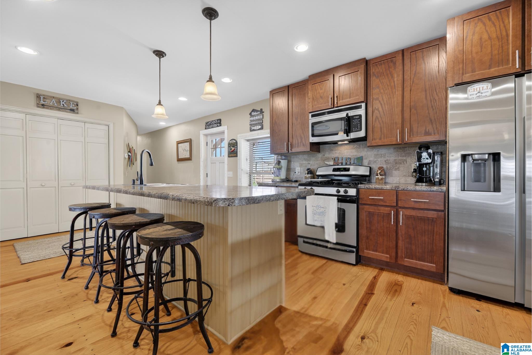 488 SULPHUR CREEK LANE