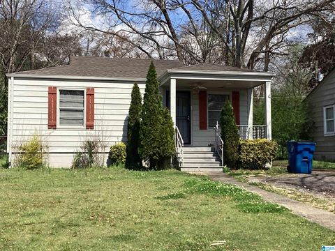 71 WILKES CIRCLE MIDFIELD AL 35228