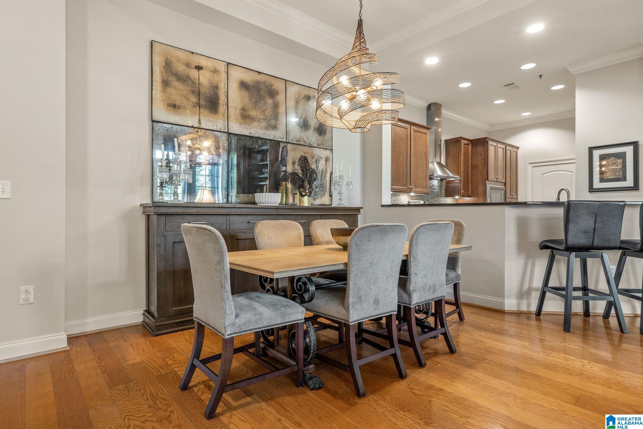 2600 HIGHLAND AVENUE S 102