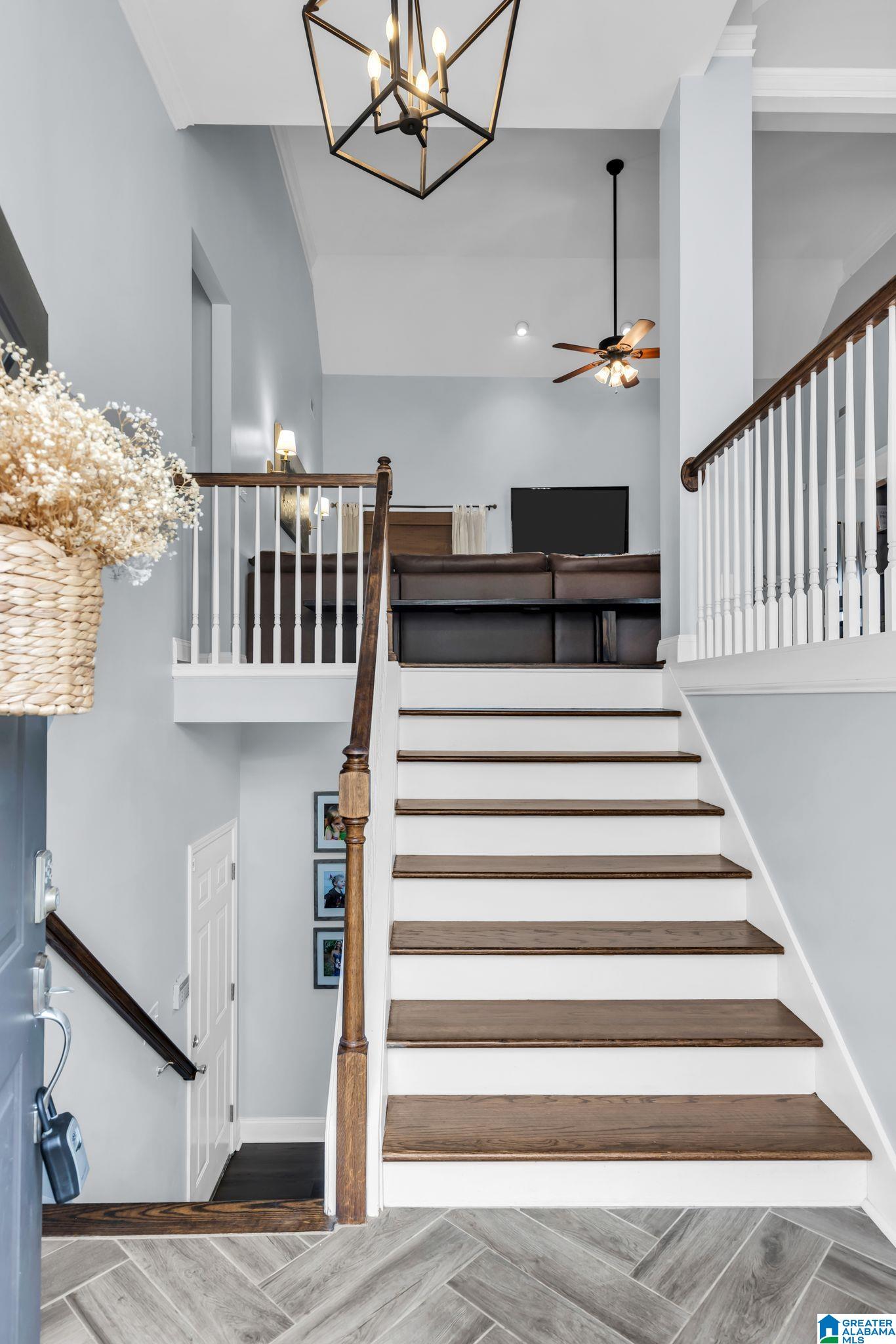 1112 OLD CAHABA CIRCLE