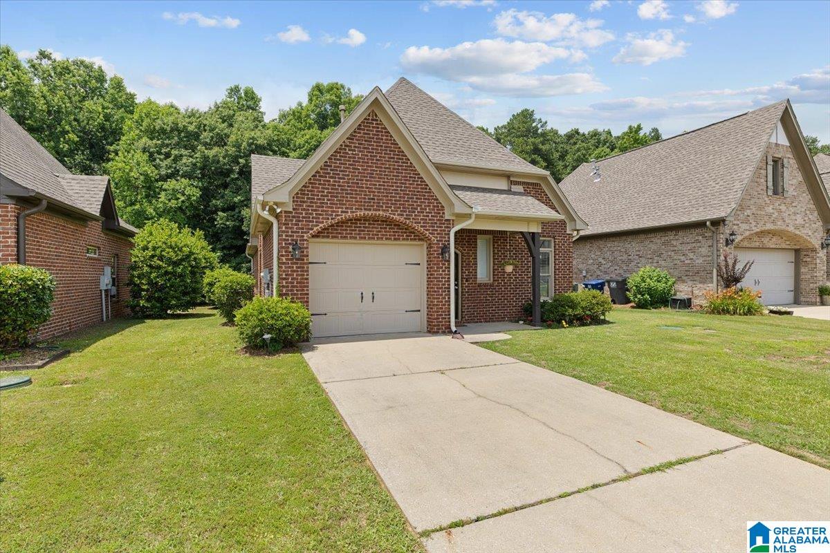 1220 OVERLOOK DRIVE