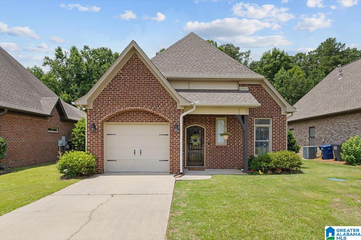 1220 OVERLOOK DRIVE