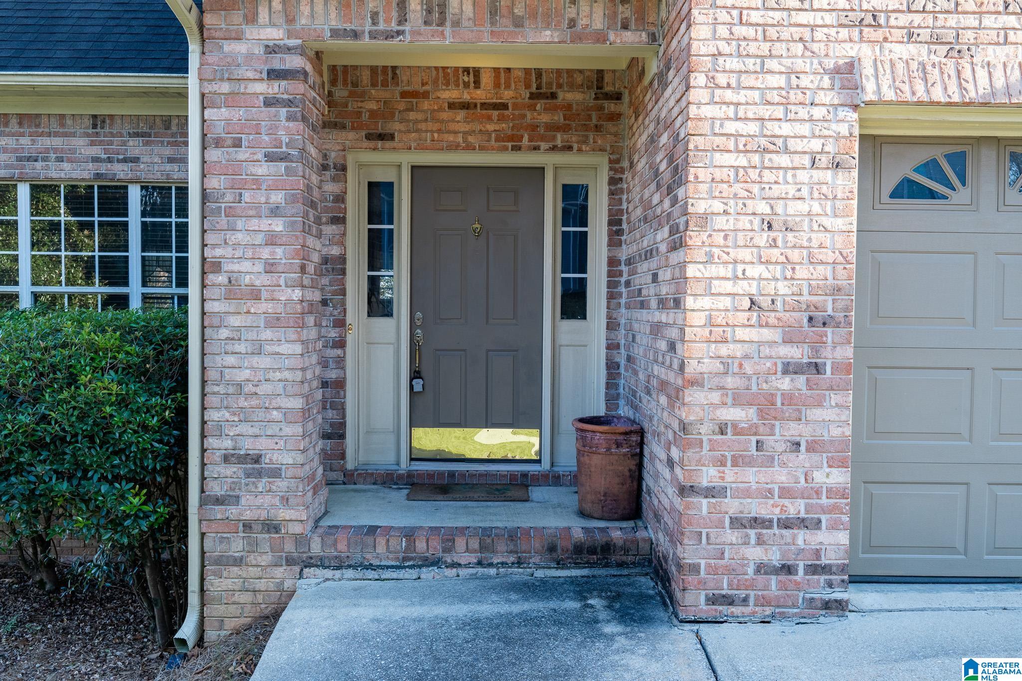 2722 WELLINGTON DRIVE