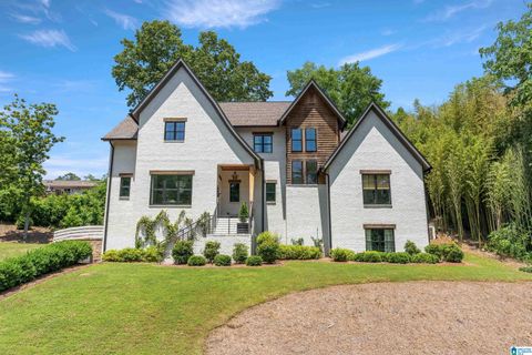 3326 RIDGELY DRIVE VESTAVIA HILLS AL 35243