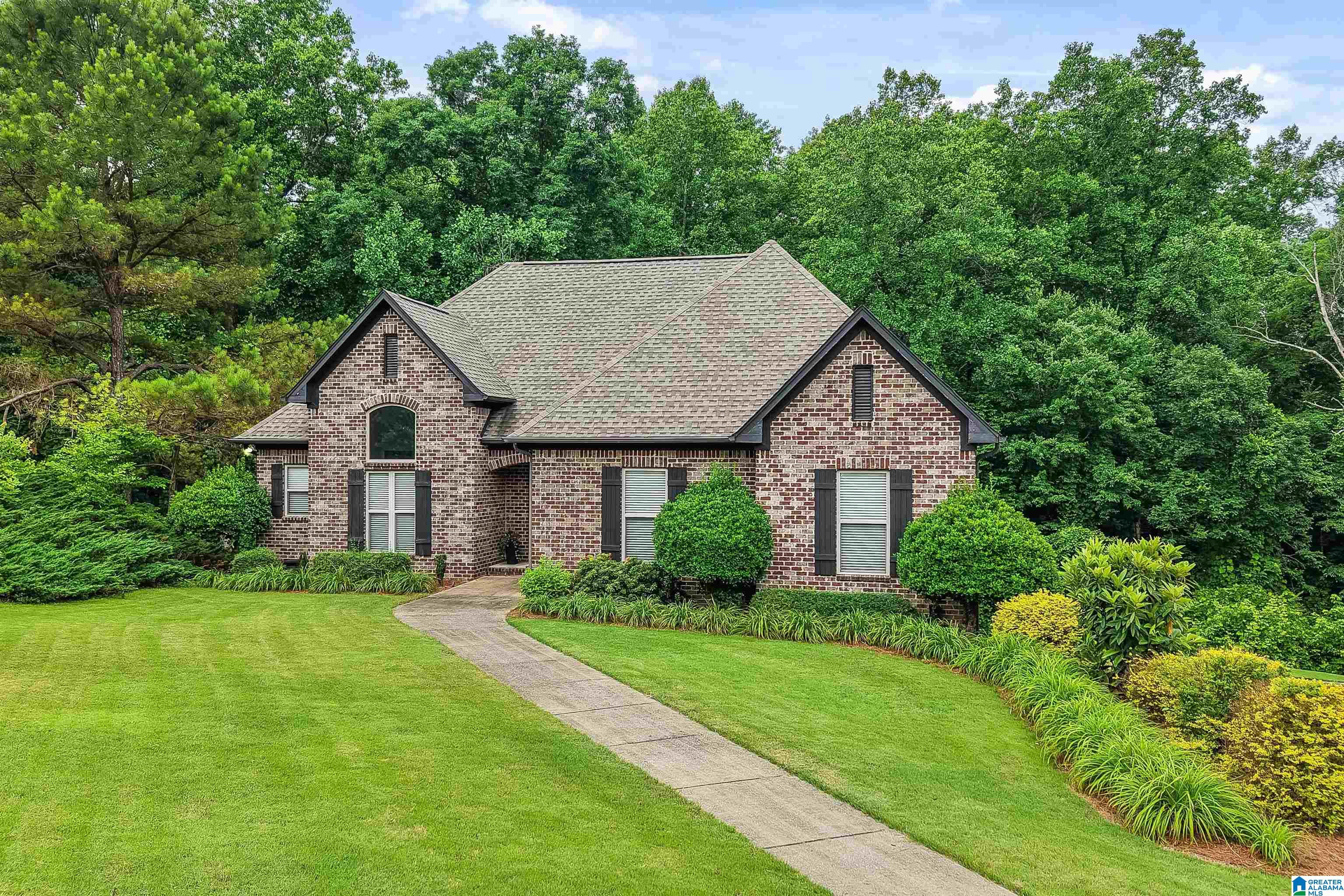 576 FULTONBROOK DRIVE