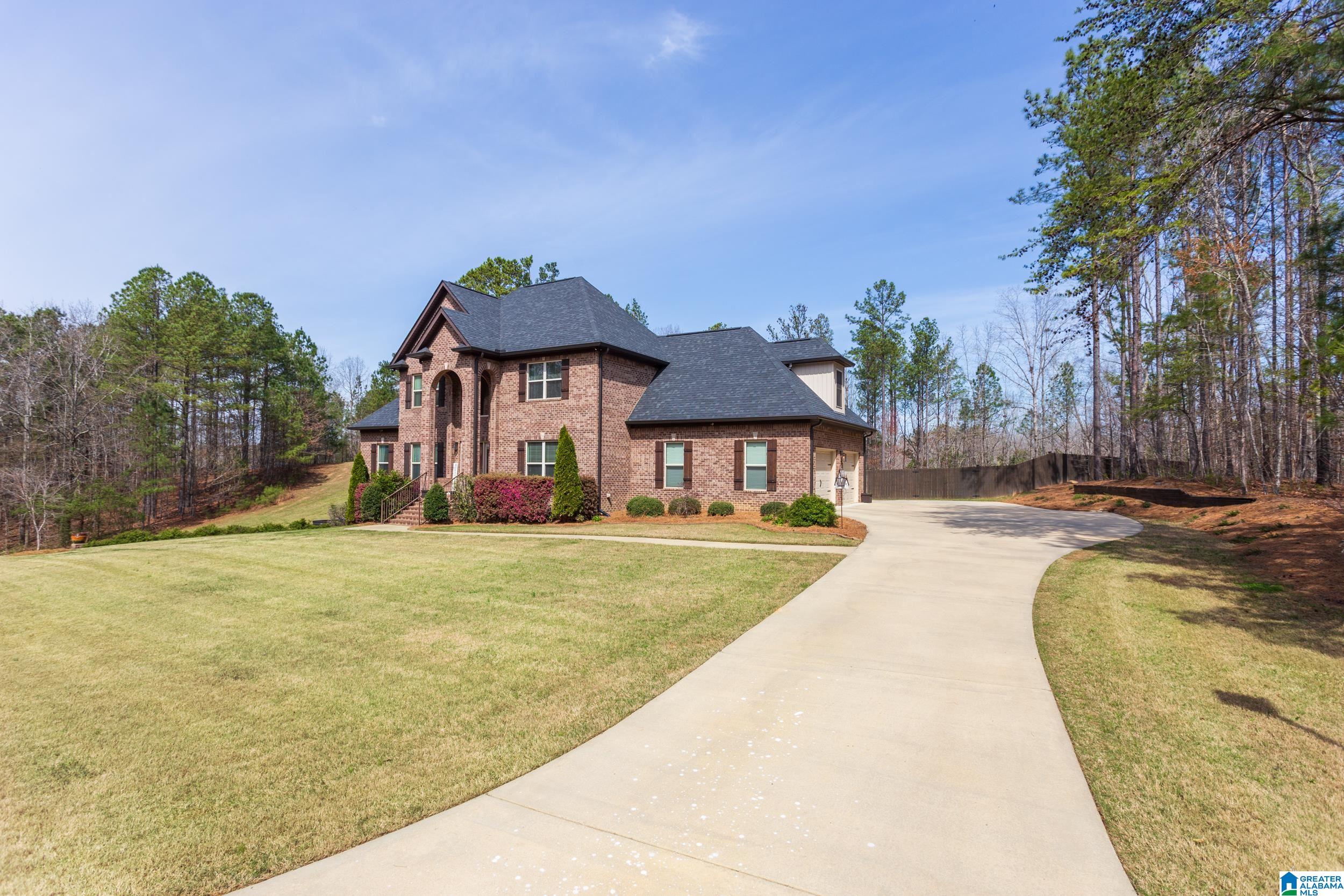 956 BLUE RIDGE WAY