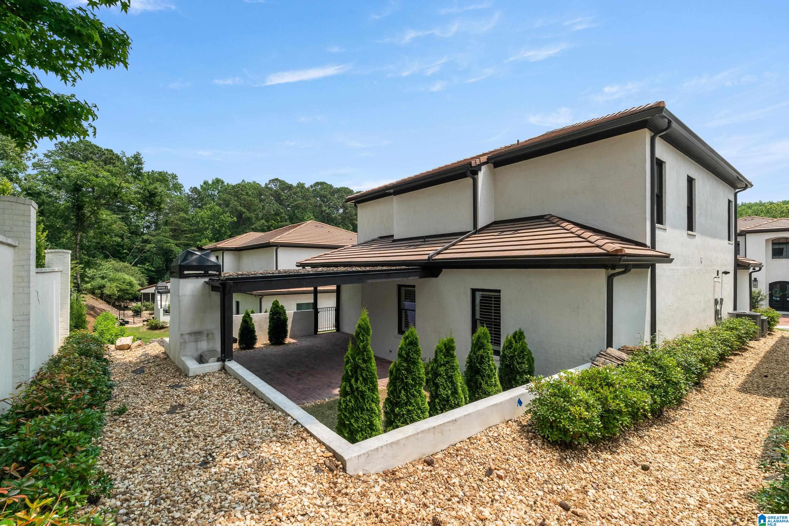 3781 VILLA DRIVE
