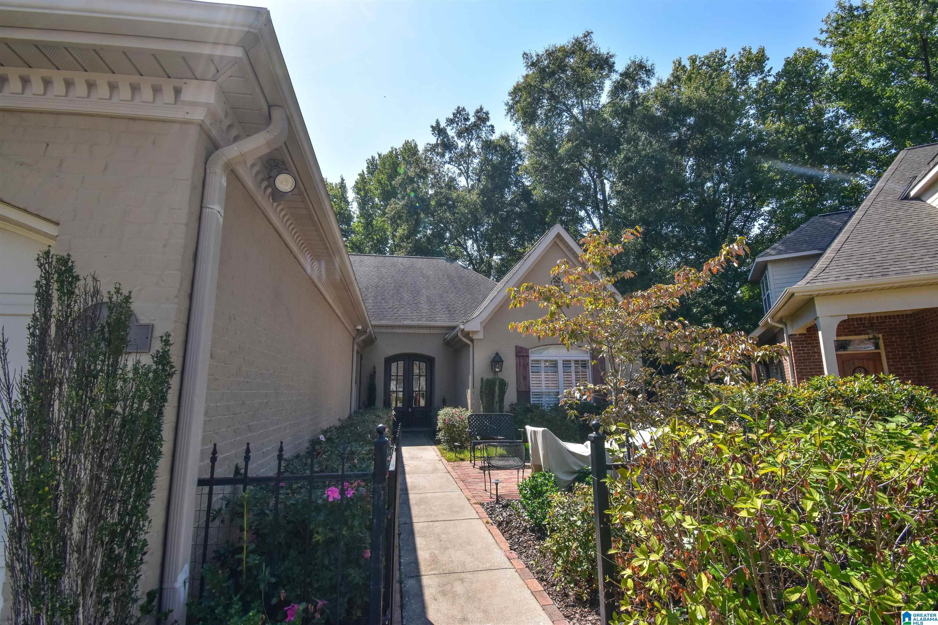 2480 MCLEAN CIRCLE