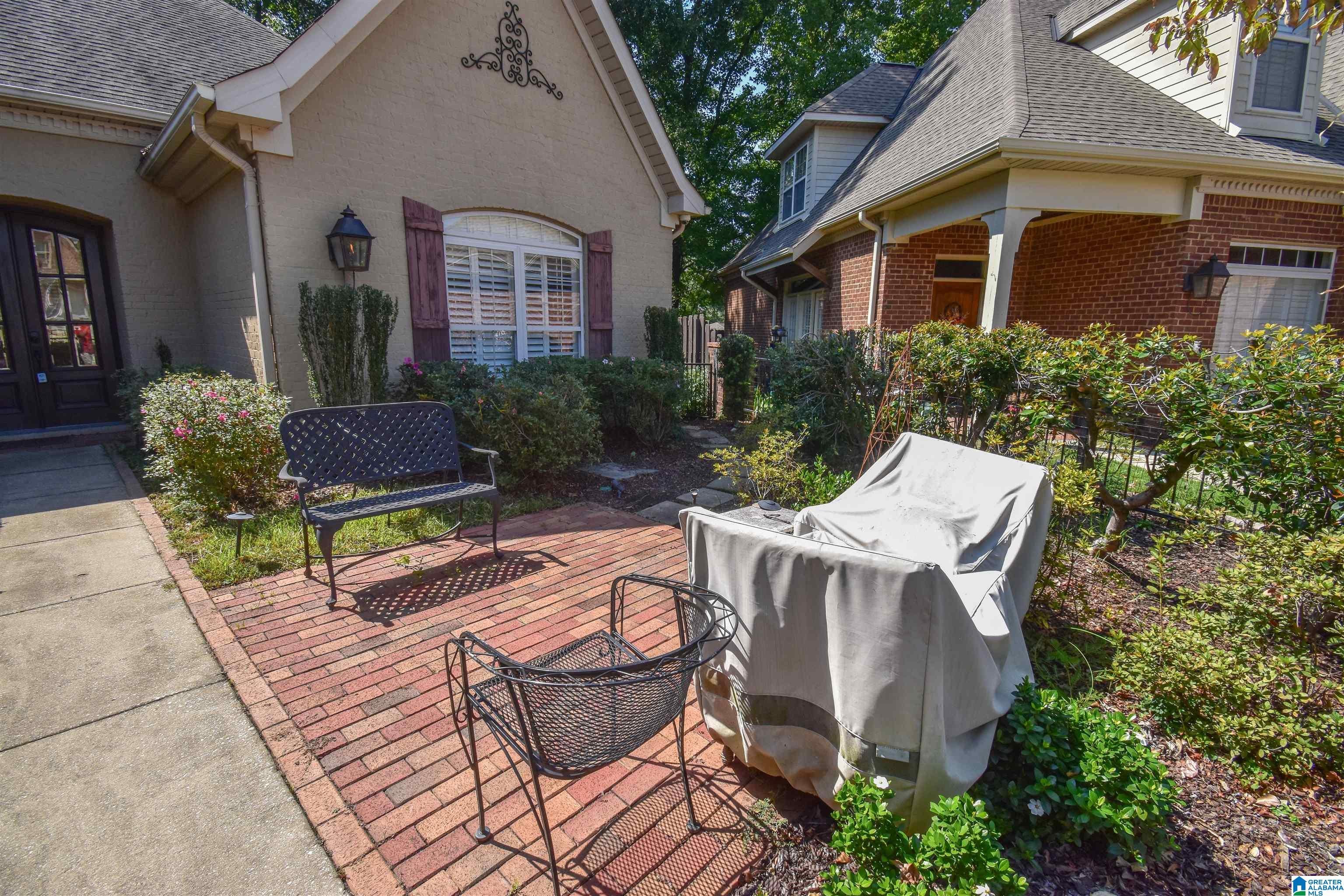 2480 MCLEAN CIRCLE