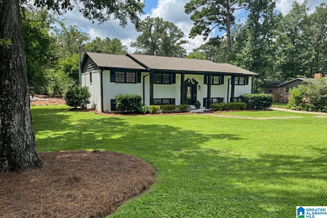 3240 MOCKINGBIRD LANE