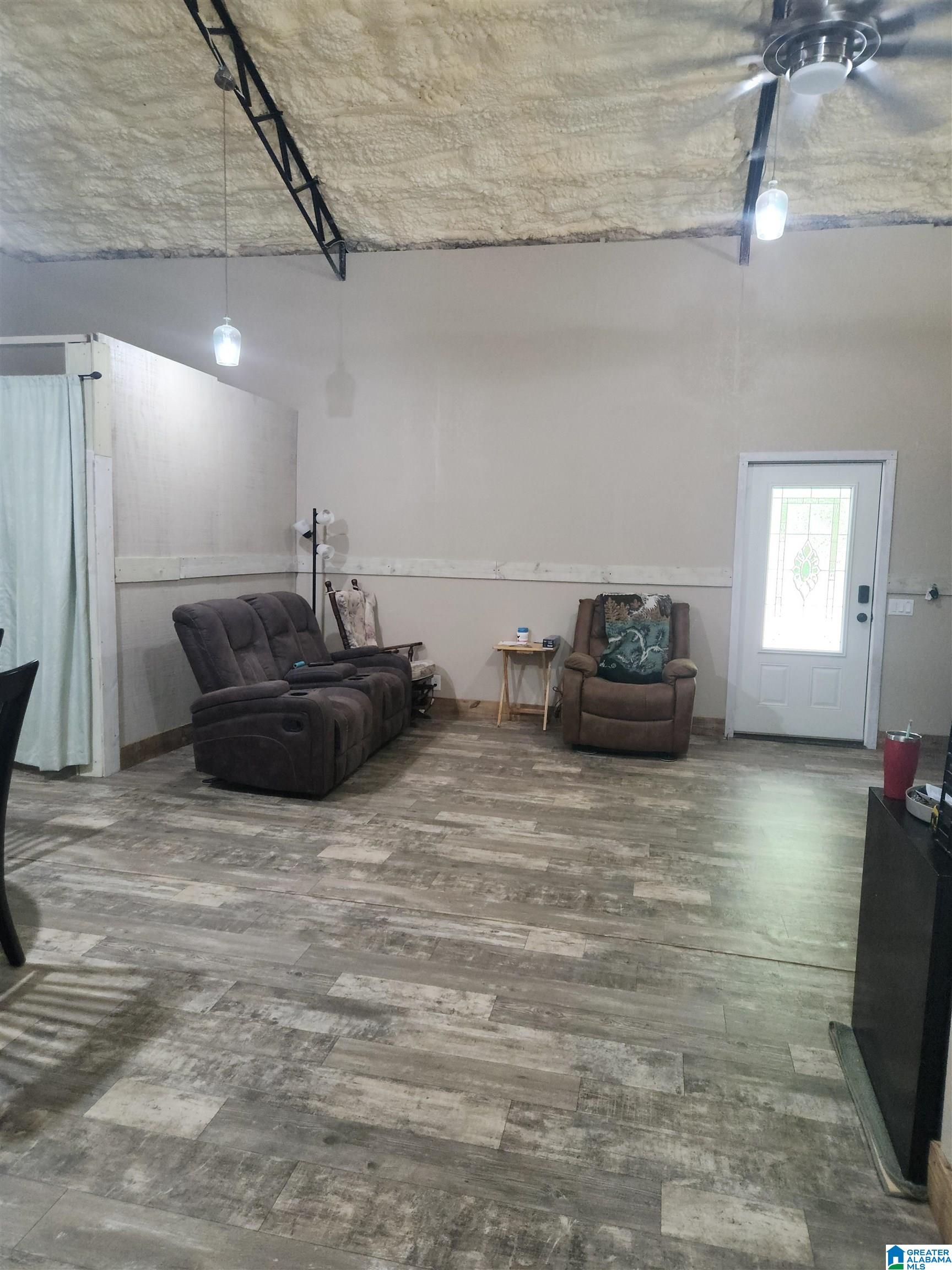 100 SIX OAKS LANE