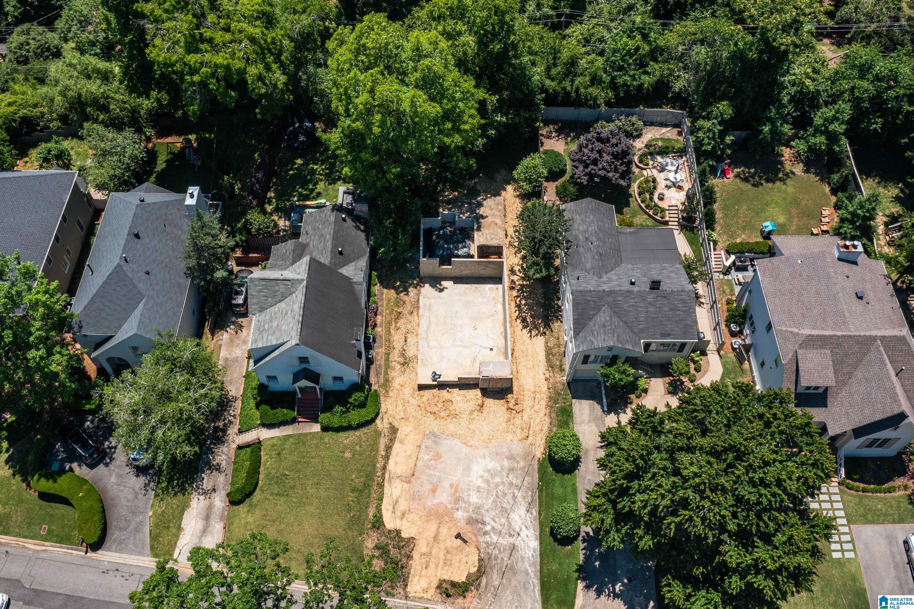 136 FAIRMONT DRIVE